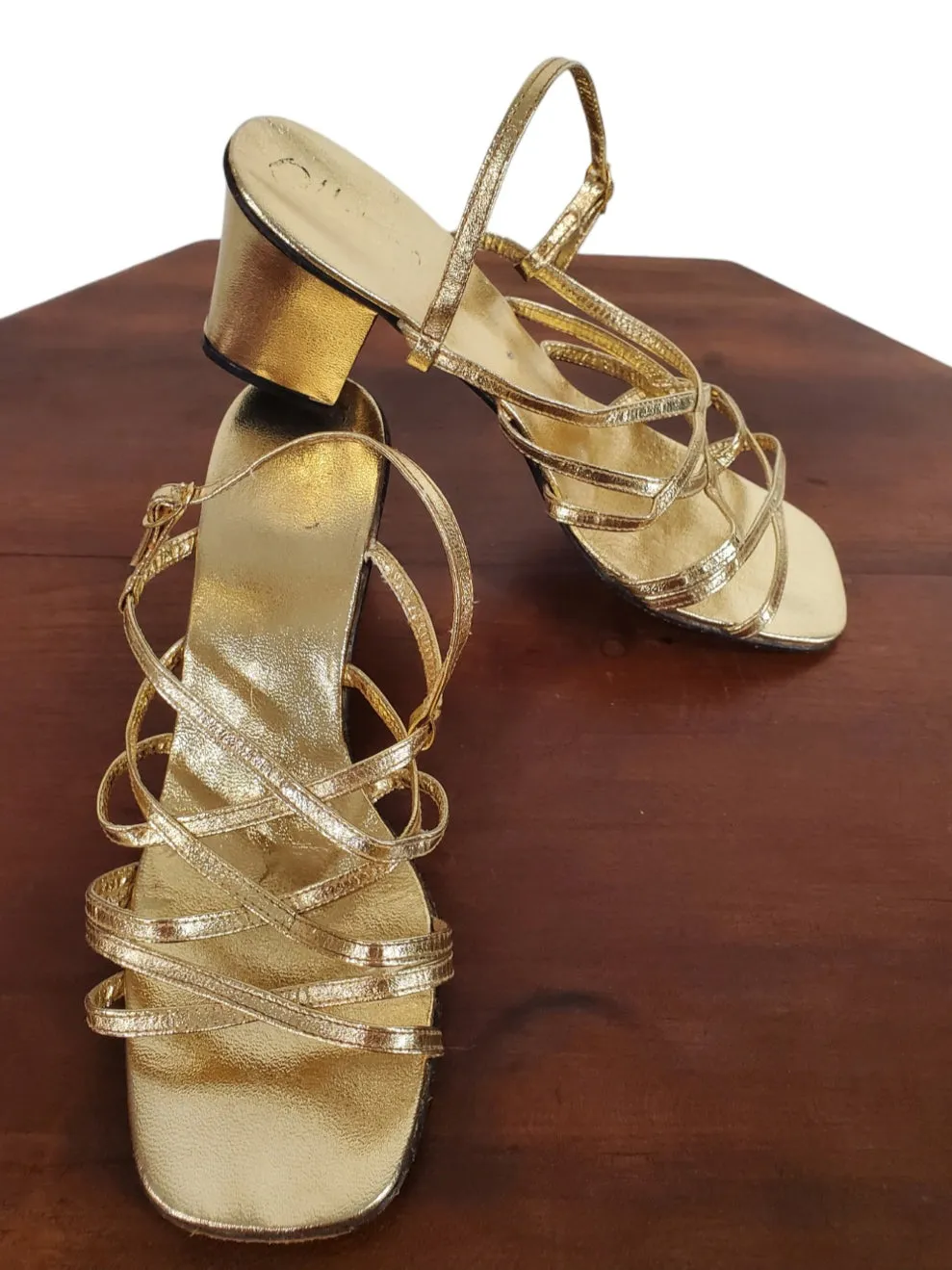 60s Sandals in Strappy Gold Leather - size 7