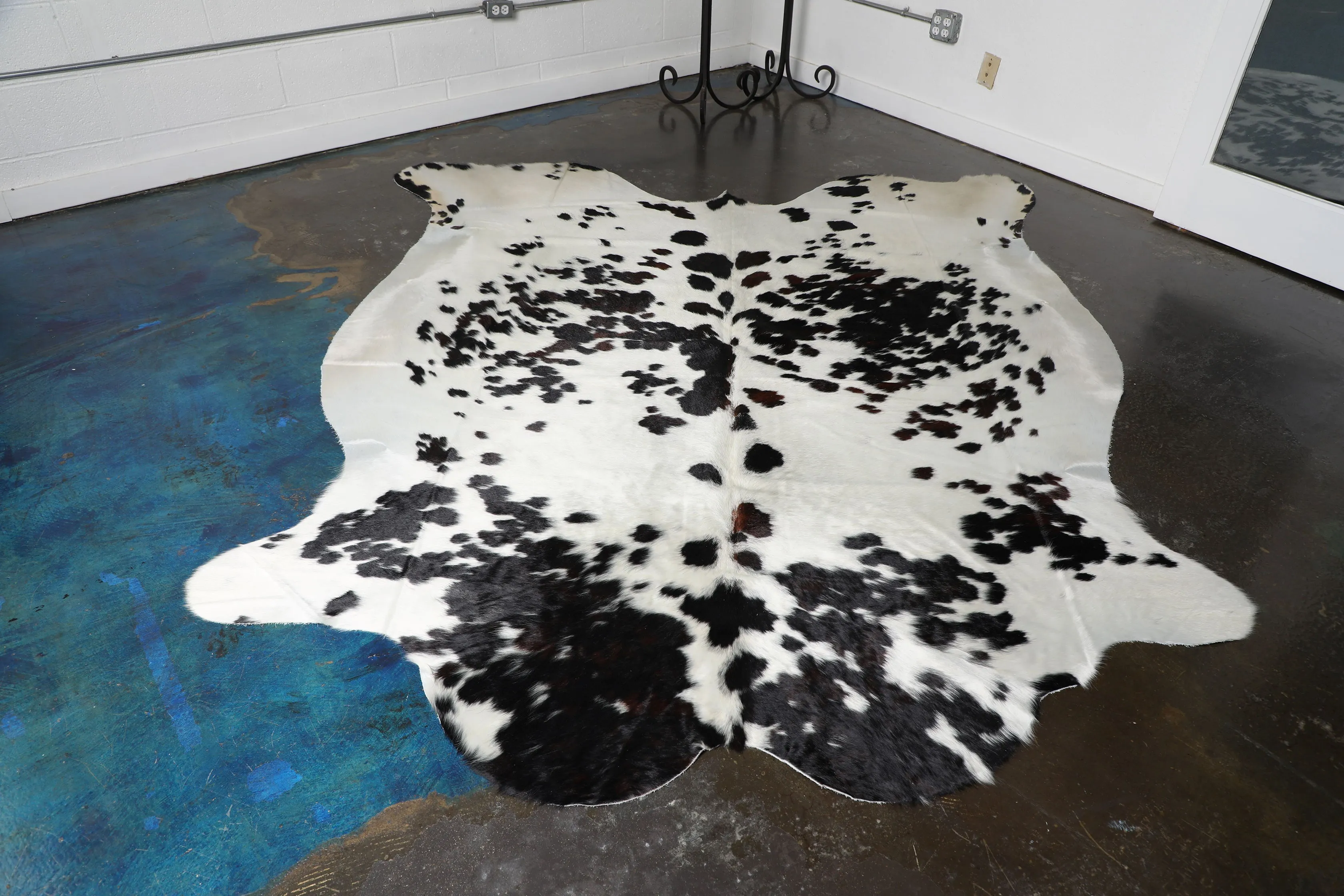 Black and White Cowhide Rug 2