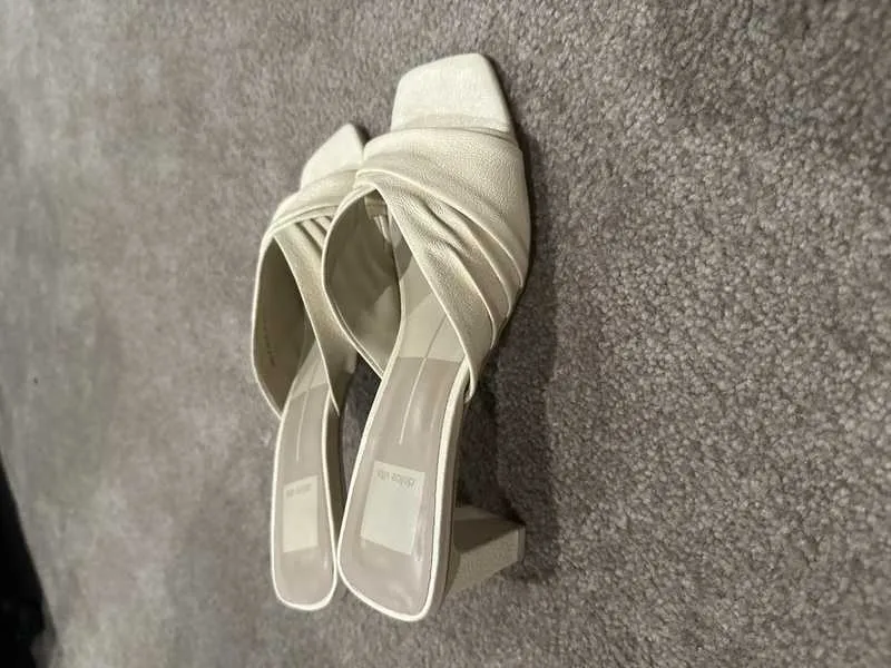 CARLAN HEELS OFF WHITE SILK - re:vita