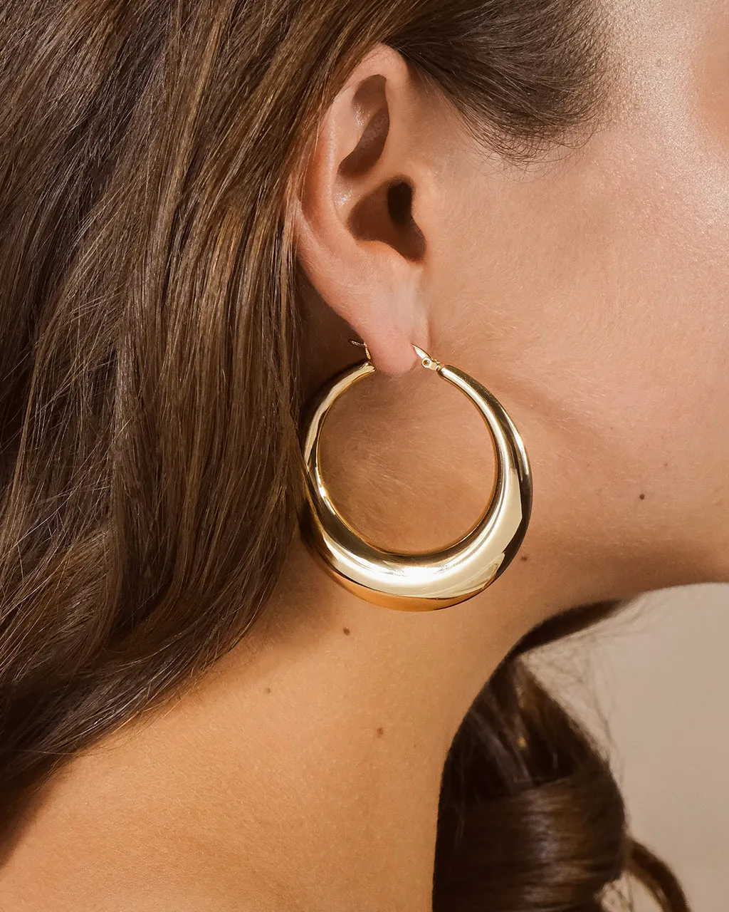 Kali Tube Hoop Earrings