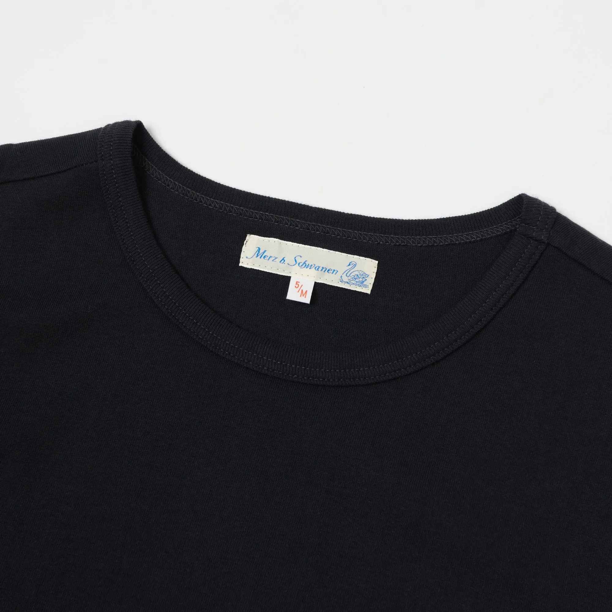 Merz b. Schwanen 215 Classic Crew Neck Tee - Charcoal