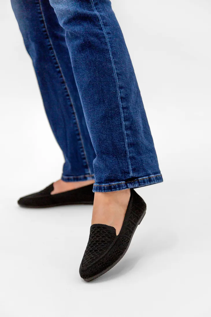 Pointed Toe Knit Top Loafers (Patience)