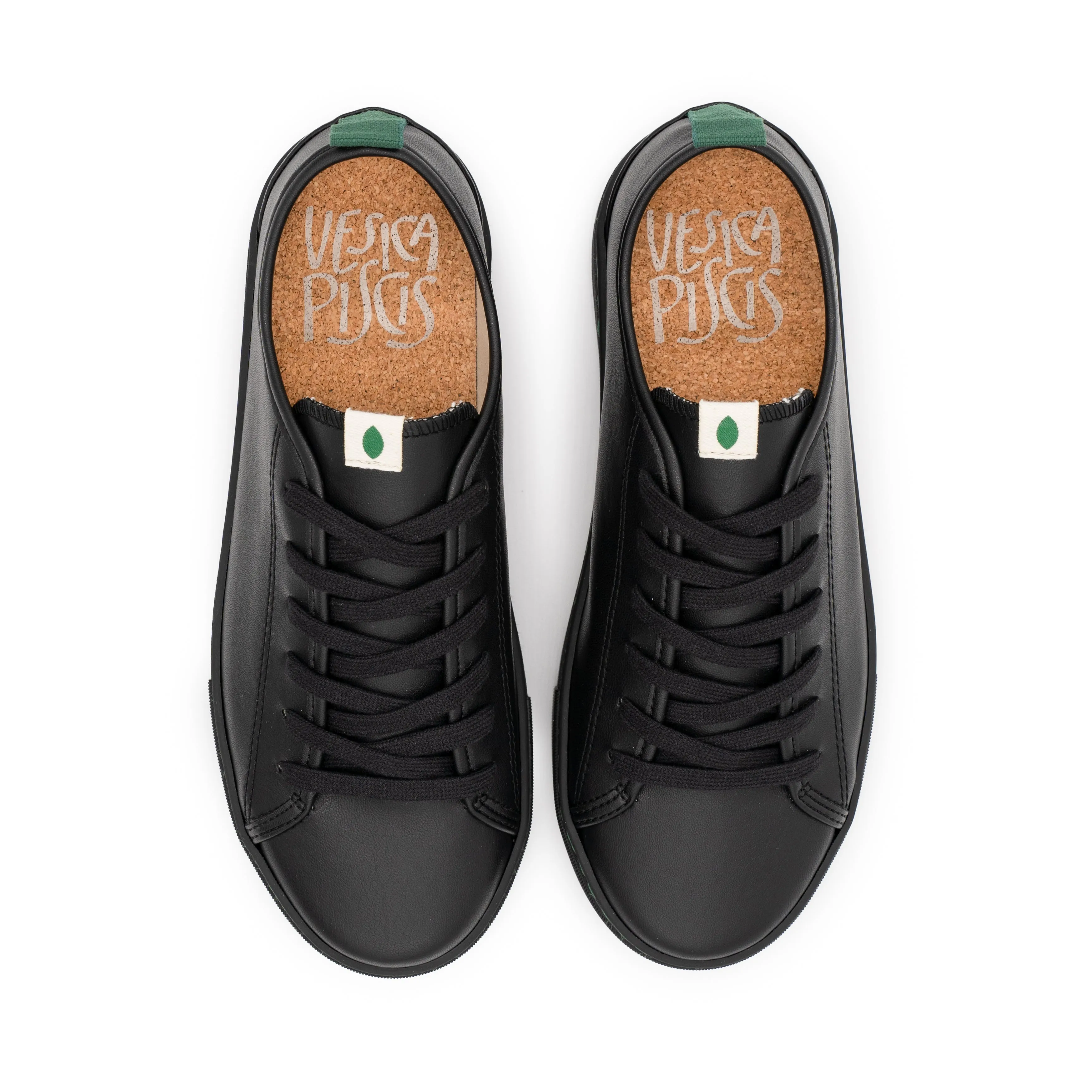 Vegan sneaker black of corn NIK003